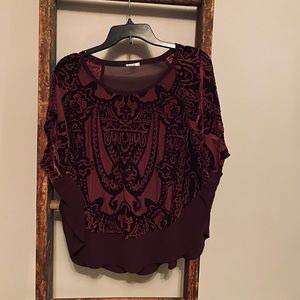 Ecote Size Medium Burgundy blouse Anthropolgie